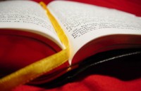 Tradutores da Bíblia agora terão kit de alta tecnologia