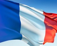 França proibirá oraçãos nas ruas de Paris e Marselha