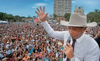 Concentração de Milagres: Visando reunir 2 milhões de pessoas, evento da Igreja Mundial no Rio teve 50 mil participantes