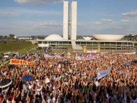 Saiba como foi o protesto e manifestação contra a PLC 122 organizada pelo Pastor Silas Malafaia em Brasília