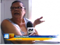 Senhora de 76 anos afirma que foi Deus quem lhe deu forças para salvar vizinho de incêndio
