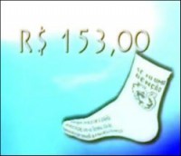 Igreja Mundial pede doação de R$153 para dar par de meias ungida para abençoar fiéis