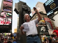 Pastor que queimou alcorão vai a Nova York pregar contra o Islã em meio as homenagens do 11 de Setembro