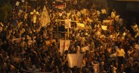 Protesto de cristãos no Egito deixa dezenove mortos em confronto com a polícia