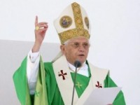 Em nota, Papa Bento XVI defende a criação de um governo único mundial. Cristãos acreditam ser o sinal do Anticristo