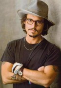 Famoso ator Johnny Depp grava música com letra ofensiva a Jesus