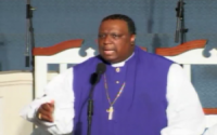 Bispo morre após pregar um sermão de 2 horas nos Estados Unidos