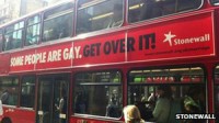 Prefeitura de Londres proíbe anúncio de entidade cristã que oferece “cura para gays”
