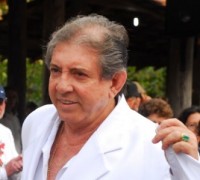 João de Deus: Médium brasileiro que afirma realizar cirurgias espirituais é dono de patrimônio milionário