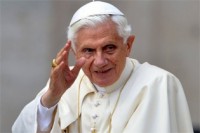 Livro revela detalhes de guerra interna e escândalos dentro do governo central do Vaticano