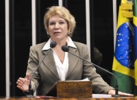 Internautas afirmam que senadora Marta Suplicy cancelou audiência pública do PL122 por temer debate com pastor Silas Malafaia