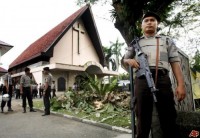 Autoridades ameaçam demolir igrejas na Indonésia