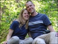Jovem casal de missionários morre em trágico acidente de avião na África