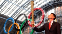 Trabalho de missionários cristãos em Londres começa com o revezamento da tocha olímpica, e abertura das Olimpíadas