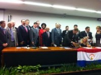 Conferência Evangélica do Paraguai presta homenagem a Frente Parlamentar Evangélica e ao deputado João Campos