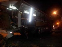 “Deus me salvou”, afirma sobrevivente de acidente entre trem e ônibus de evangélicos