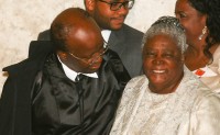 Na posse de Joaquim Barbosa como presidente do STF, mãe revela sua contribuição para o filho: “Eu dei oração, ele lutou por contra própria”
