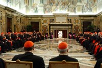 Teólogo sugere que Igreja Católica deveria eleger uma Papisa para o lugar de Bento XVI “Não seria absurdo”. Leia na íntegra