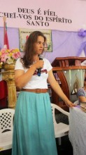 Ex-BBB Bruna se torna missionária, troca vida na cidade pela roça e vive de doações