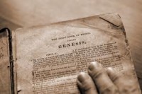 Cientistas afirmam terem encontrado “código da vida” no livro de Gênesis