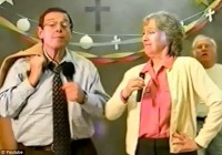 Pastor grava vídeo com “Rap de Jesus” ao lado de sua esposa e vira hit na internet. Assista