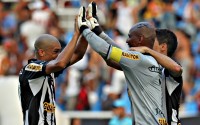 Jefferson, goleiro do Botafogo, homenageia Atletas de Cristo e pode ser punido por manifestação religiosa durante o jogo