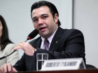 Confira a repercussão da escolha de Marco Feliciano para a presidência da Comissão de Direitos Humanos; “Ele é inimigo público de minorias”, diz Jean Wyllys