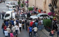 Carro invade igreja e motorista alega que o veículo “estava perseguindo um demônio”