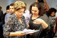 Presidente Dilma Rousseff recebe grupo evangélico e movimentos juvenis para diálogo sobre protestos sociais