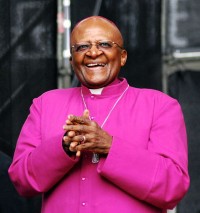 Nobel da Paz e líder religioso, Desmond Tutu discursa a favor dos homossexuais: “Prefiro o inferno a um paraíso homofóbico”