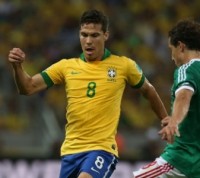 Oscar e Lucas revelam que Hernanes fez “ato profético” pela conquista do título da Copa das Confederações