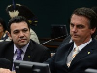 Bancada evangélica fecha apoio ao deputado Jair Bolsonaro para substituir o pastor Marco Feliciano na Comissão de Direitos Humanos