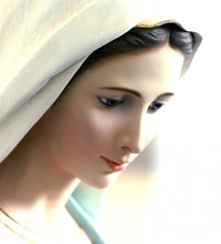 Católicos invocam mais a Maria do que a Jesus, diz articulista de jornal, sobre divergências teológicas com evangélicos