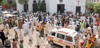 Atentado terrorista a igreja no Paquistão resulta na morte de 81 fiéis e mais de 130 feridos graves
