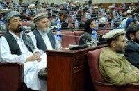 Parlamentar do Afeganistão propõe executar os convertidos do islamismo ao cristianismo