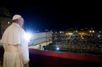 Bispo Edir Macedo diz que a Igreja Católica é a grande prostituta da Bíblia e o papa a besta do apocalipse; Veja vídeo