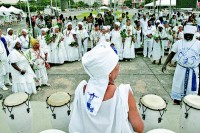 Líderes cristãos manifestam apoio a representantes de cultos afro-brasileiros e criticam juiz que definiu que umbanda e candomblé não são religiões