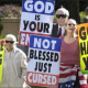 Contra a idolatria, Igreja Batista de Westboro realiza protestos durante GP de F1 em Austin: “Vocês vão para o inferno”