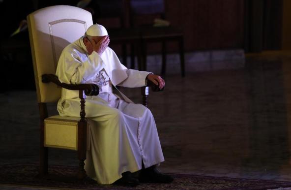 Papa Francisco confessa que quebrou um mandamento e roubou crucifixo de um padre morto