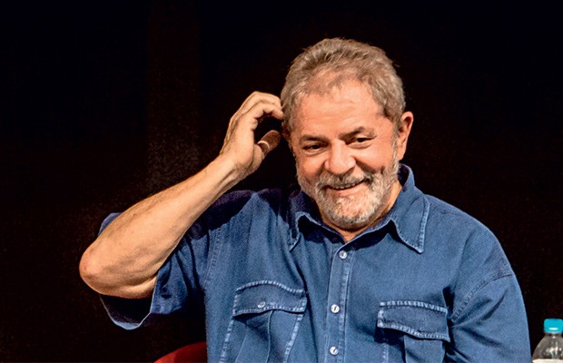 Lula zomba de pastores e faz piada sobre cobranças de dízimos em palestra a sindicalistas