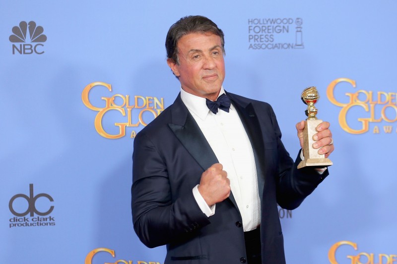 Premiado no Globo de Ouro, Stallone diz que inspiração para Rocky Balboa é Jesus: 'História de fé'