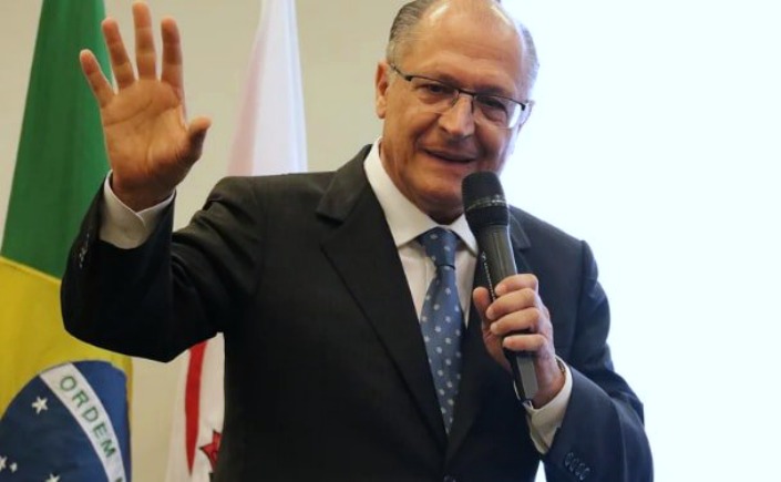 Resultado de imagem para Geraldo Alckmin diz que “precisamos nos inspirar na Igreja” para vencer a crise