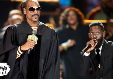 'Sou um novo homem', conta Snoop Dogg ao revelar batismo nas águas