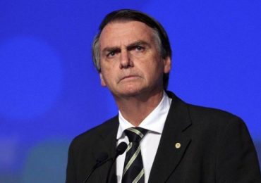 Doria manda recolher livro com apologia à ideologia de gênero; Bolsonaro quer proibir tema nas escolas