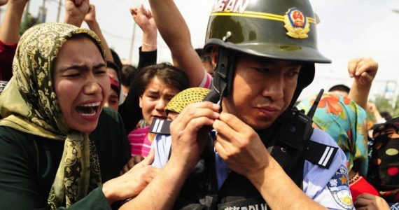 Cristãos presos para falar mal de pastor, na China