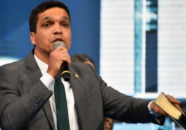 "Estão oprimindo ainda mais o povo", diz Daciolo ao criticar Bolsonaro