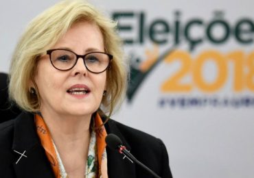 STF decidirá se Bolsonaro pode assumir mandato, diz ministra Rosa Weber