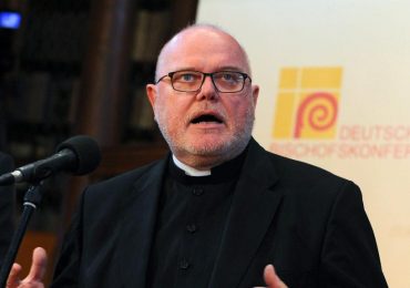Escândalo: cardeal católico diz que Igreja destruiu arquivos sobre abuso sexual