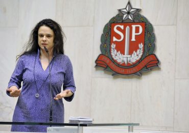 Janaina Paschoal critica Bolsonaro por compartilhar vídeo de pastor; Malafaia rebate: “Falsa amiga"