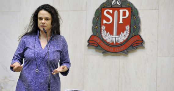 Janaina Paschoal critica Bolsonaro por compartilhar vídeo de pastor; Malafaia rebate: “Falsa amiga"